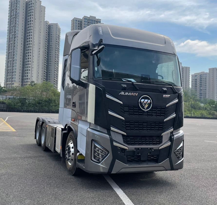 歐曼混合動力牽引車.jpg