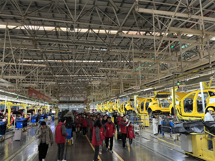 9.工廠參觀2.jpg