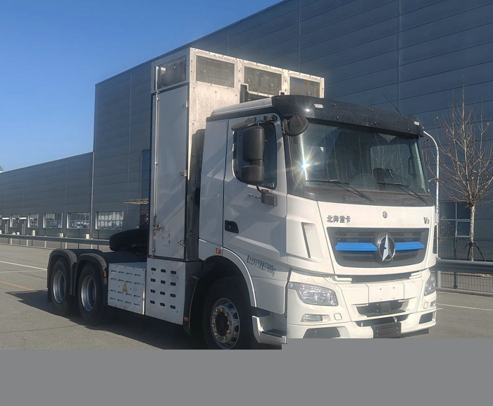 北奔燃料電池牽引車.jpg