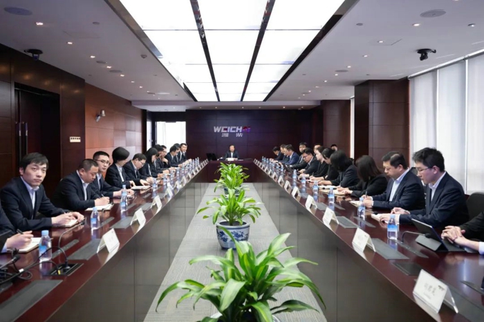 譚旭光：?jiǎn)T工人身安全大于天！.jpg
