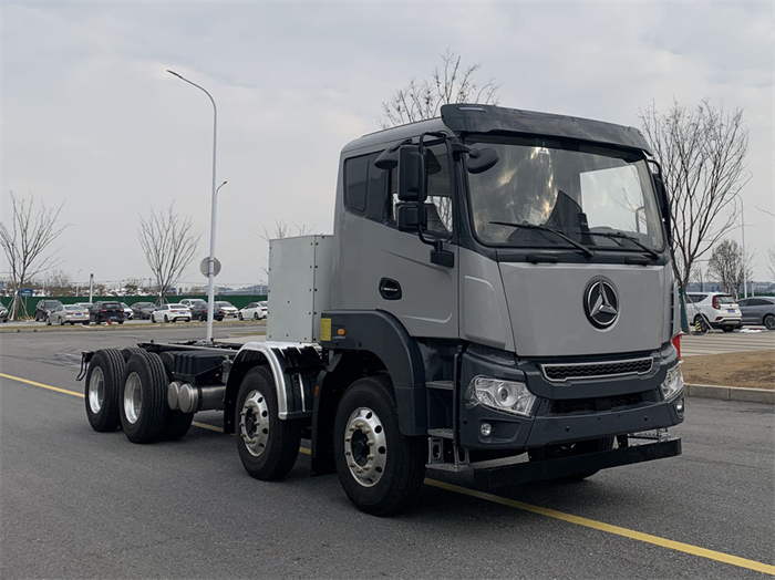 【第一商用車網(wǎng) 原創(chuàng)】工信部發(fā)布的第383批新車公示中，新能源重卡申報(bào)車型有哪些看點(diǎn)？