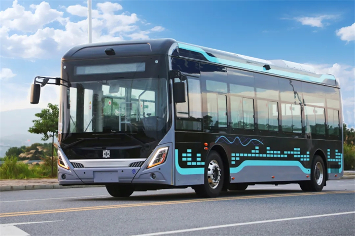 【第一商用車網(wǎng) 原創(chuàng)】2024年以來，中國客車出口市場持續(xù)火爆，5月市場表現(xiàn)更是異常搶眼。