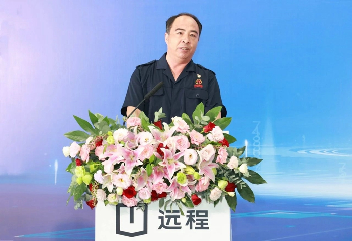 100臺(tái)氫能重卡交付儀式隆重舉行5.jpg