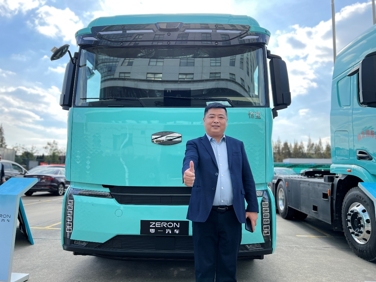 【第一商用車網(wǎng) 原創(chuàng)】隨著碳中和、碳達(dá)峰目標(biāo)時間點的臨近，各大車企都在積極轉(zhuǎn)型升級，零一汽車蓄勢而發(fā)，在商用車新能源領(lǐng)域進(jìn)行了一次大手筆的布局。