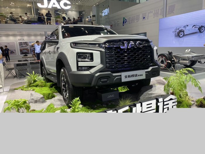 江淮全新悍途乘用版.jpg