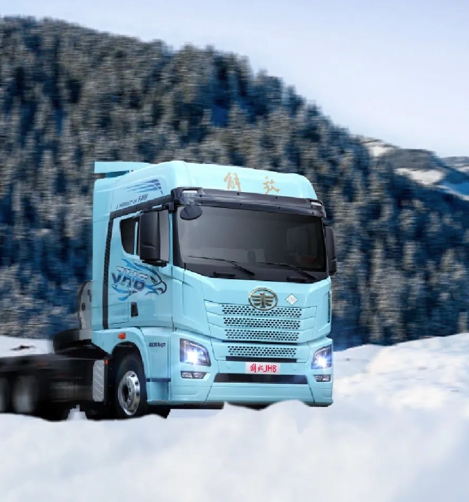 凜冬新賽季，JH6智尊版600馬力LNG牽引車“搶跑”駛入創(chuàng)富路