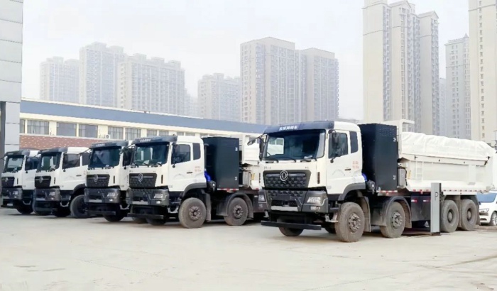 【第一商用車網(wǎng) 原創(chuàng)】2024年12月份，新能源重卡市場勁銷1.52萬輛，整體銷量再創(chuàng)新高，2024年以來一直不怎么搶眼的新能源自卸車市場，表現(xiàn)如何？2024年全年，新能源自卸車市場行業(yè)格局有何新的變化？