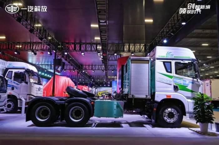 解放JH6純電動牽引車.2.jpg