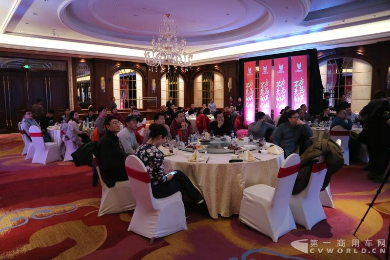 江鈴特順黑河英雄會冰雪挑戰(zhàn)激情上演