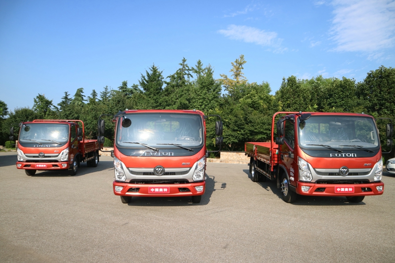 現(xiàn)場(chǎng)展車(chē)