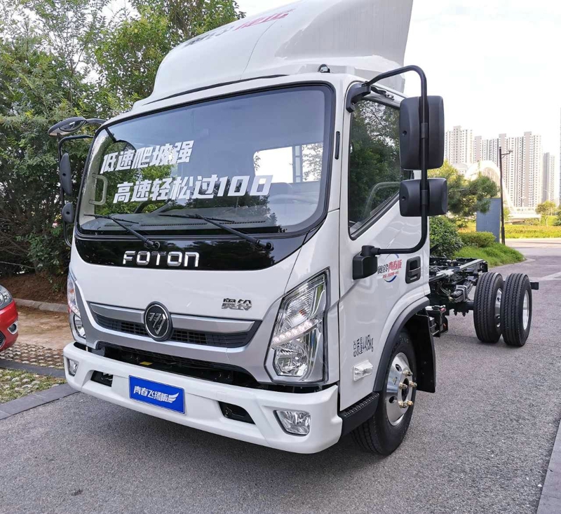 現(xiàn)場(chǎng)展車(chē)